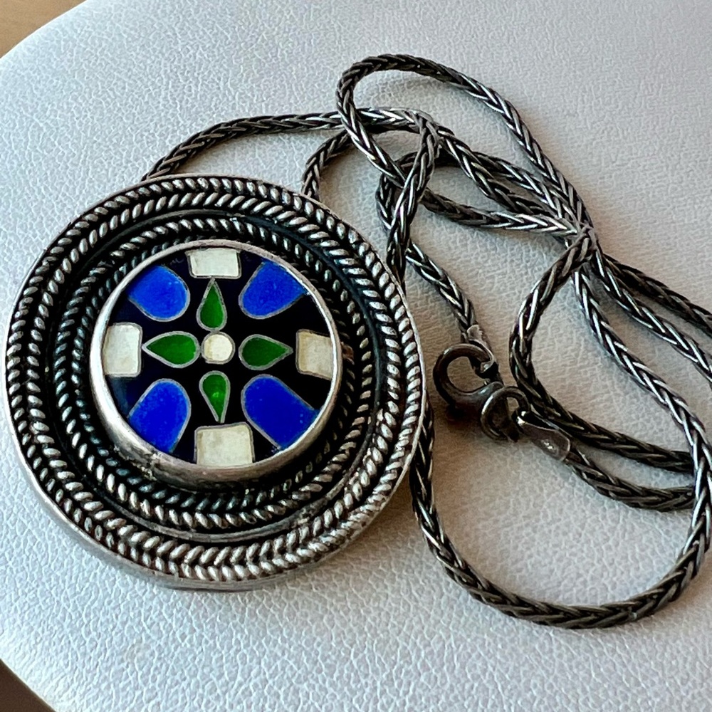 VINTAGE 925 STERLING ARTISAN PENDANT CHAI NECKLACE GEMSTONES INLAID PIN BROOCH - Picture 15 of 16